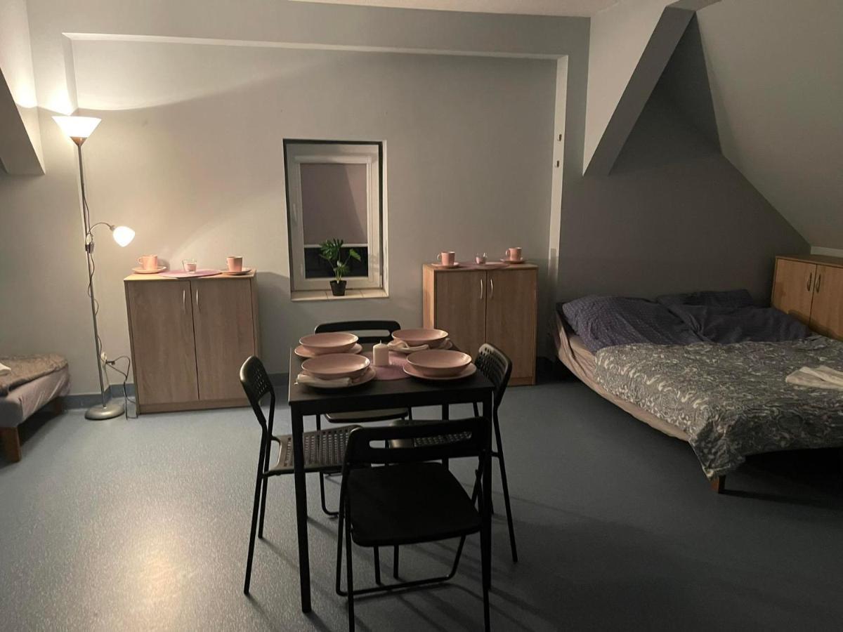 Lawendowa Przystan Pokoj Nr 9 Poddasze Trzebnica Exteriér fotografie